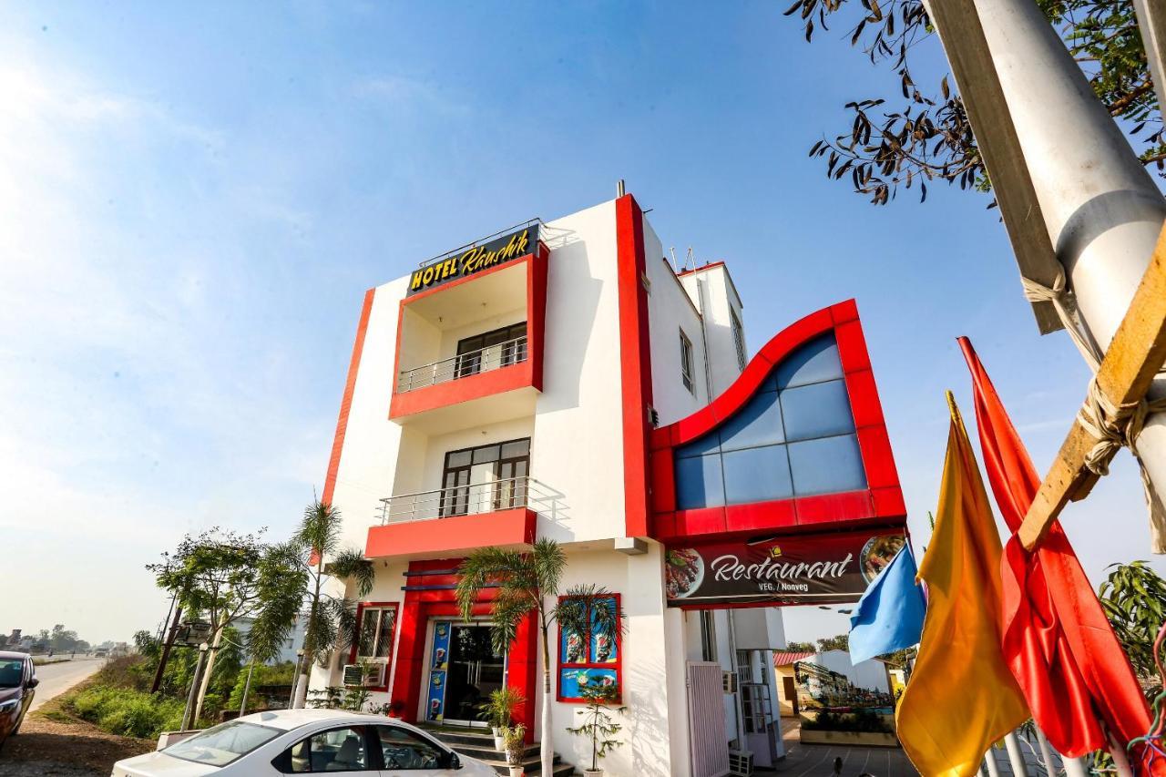 Spot On 72060 Hotel Kaushik Kakarmatha 외부 사진